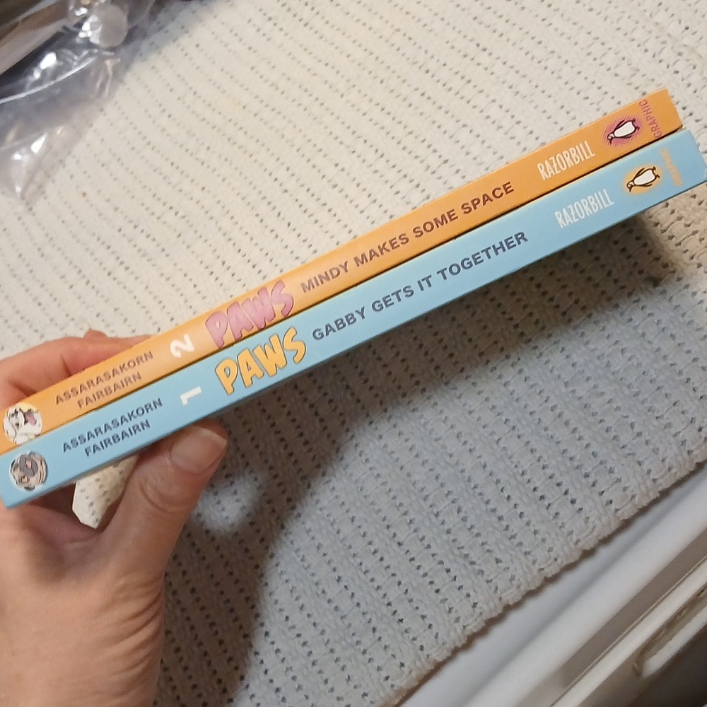PAWS Graphic Novel Set - Colorful Illustrated Books For Ages 8-12 - Picture 7 of 17